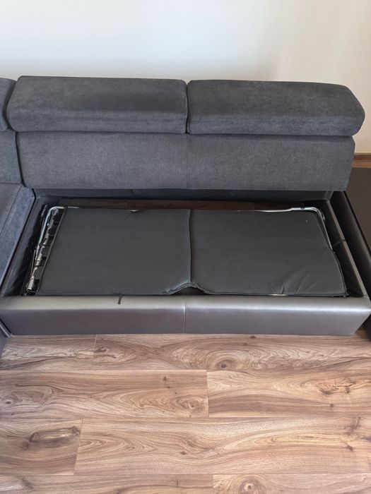 Canapea tip colțar in stare foarte buna