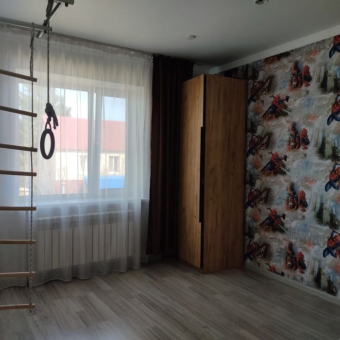 Продам 2х этажный дом(коттедж)