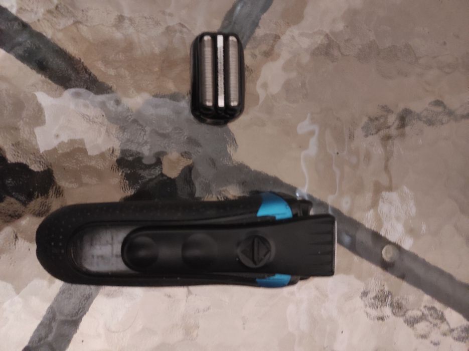 Aparat de ras electric Braun Series 3