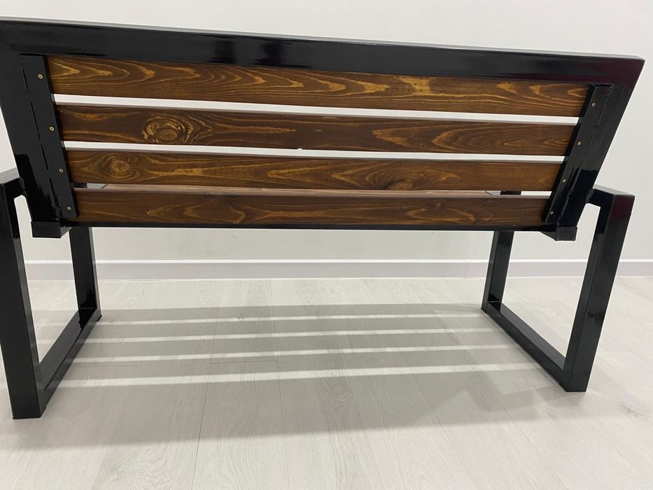 Скамейка в стиле лофт