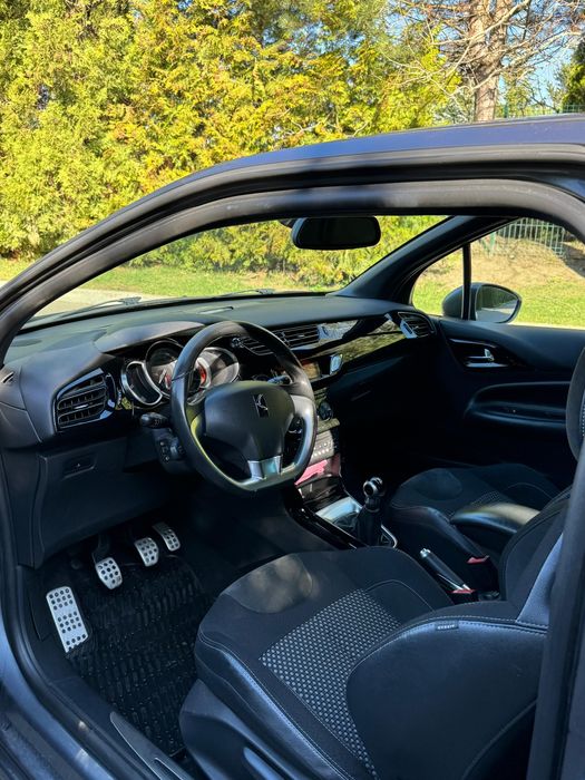 Citroen DS3 1,6 vti 120 cp 2011