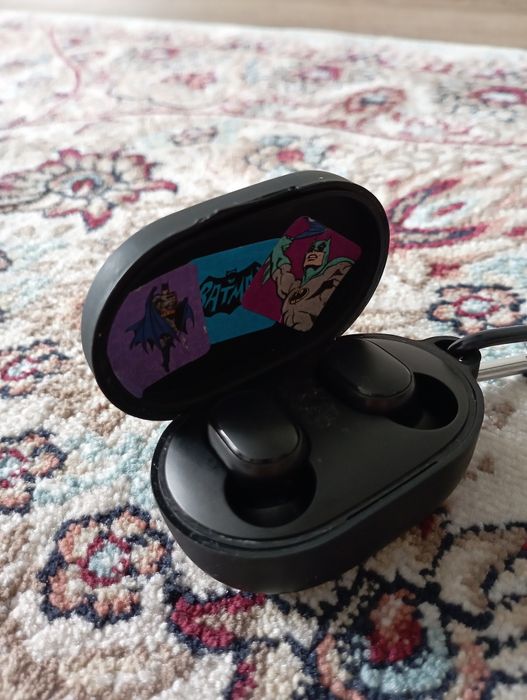 Продам наушники беспроводные