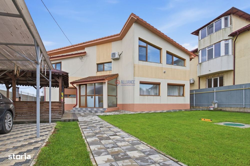 PALAZU MARE - Vilă 5 camere, teren pe colț cu priveliște la lac,