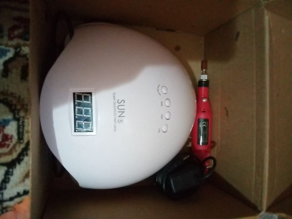 Продам лампу для маникюра