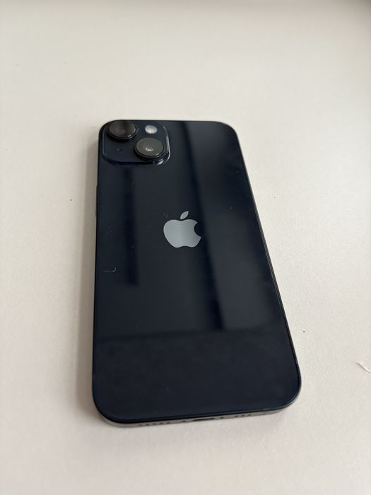 Iphone 14 темно синего цвета