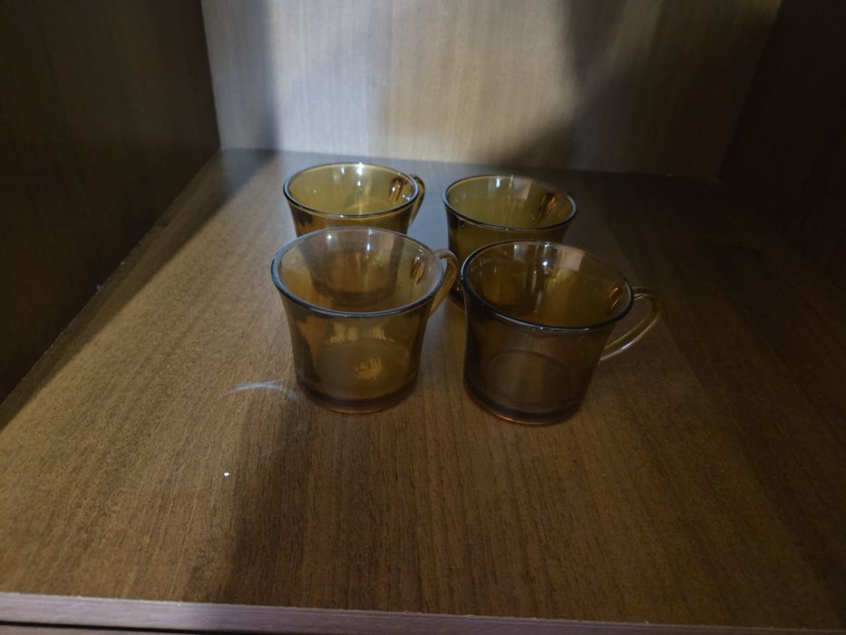 Стъклен комплект чашки и купички 16бр