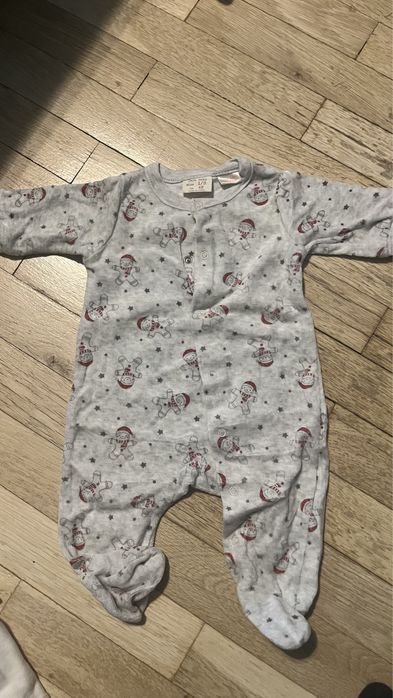 Коледни дрешки