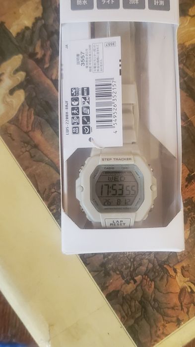 Часы Casio с Шагомером LWS-2200H