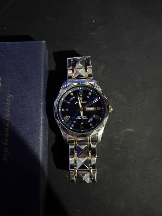 Луксозен Часовник