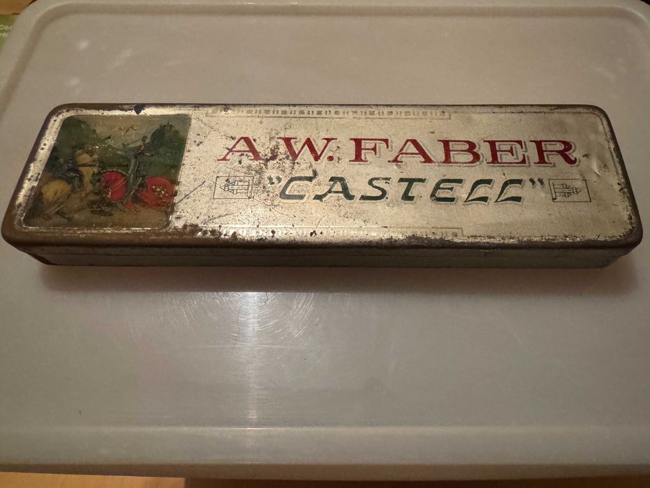 Стари западни ретро винтидж метални дървени кожени пластмасови кутии