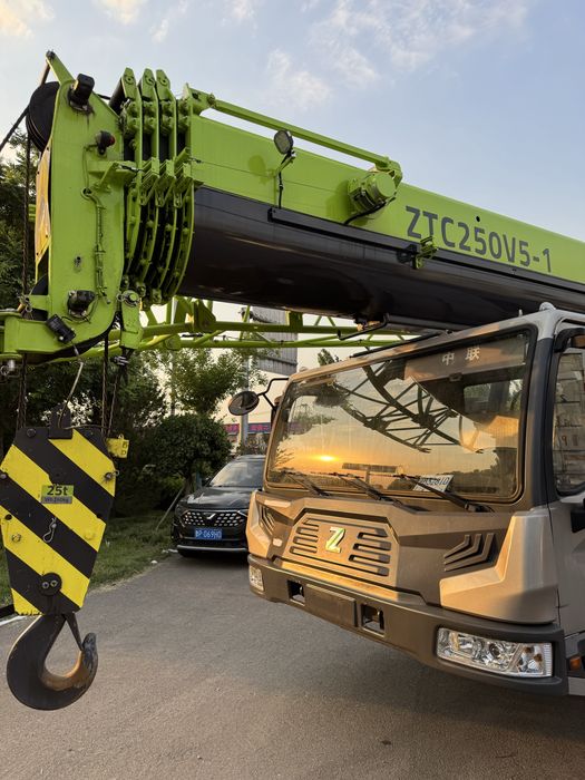 Автокран ZOOMLION250V сотилади