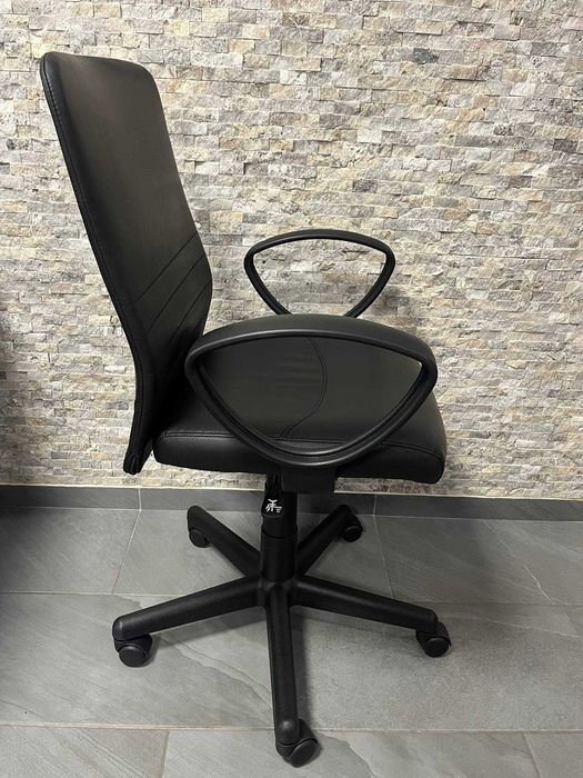 Офис стол HUGO H