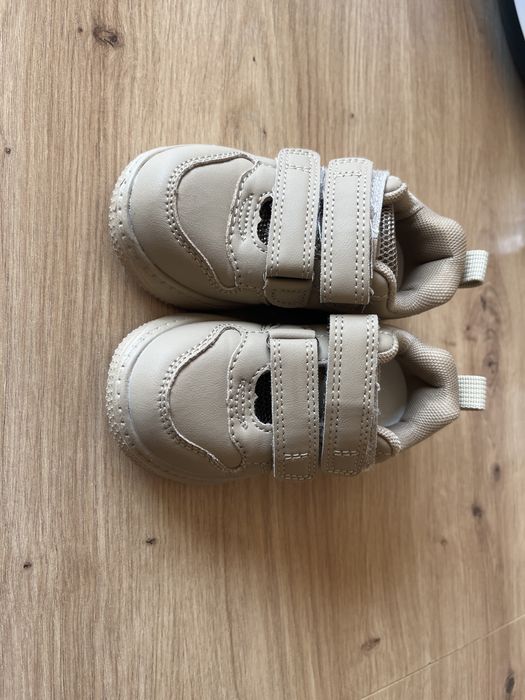 21 номер бебешки обувки за прохождане