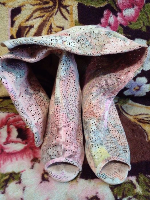 Продам модные красивые