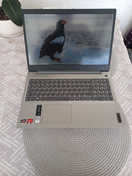 Laptop Lenovo Ryzen 5 ssd ddr4 baterie f buna