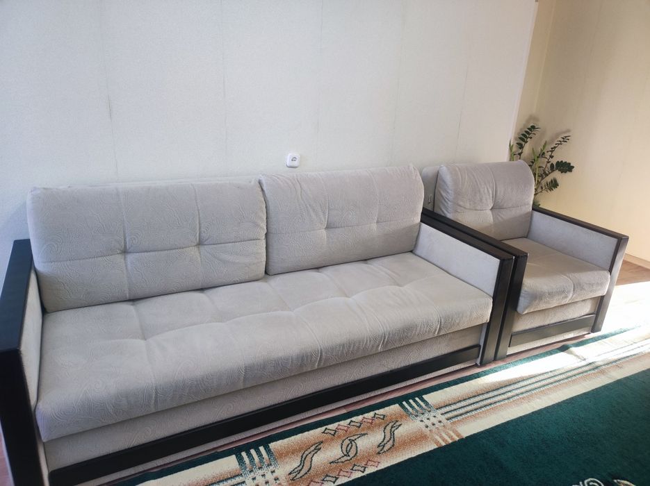 Продам мягкий уголок.