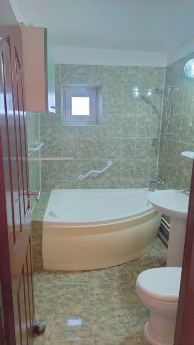 Vânzare ap. 3 camere