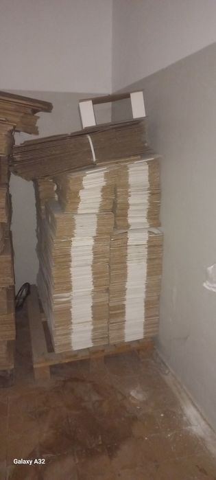 Продам картонные коробку