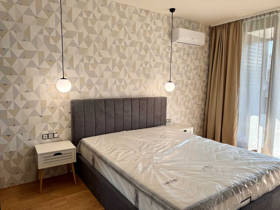 Дава се под наем Тристаен апартамент в София, 7-ми 11-ти километър - 130 кв.м за 1895.16 € - Снимка #11