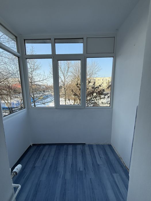 Apartament cu 3 camere de inchiriat