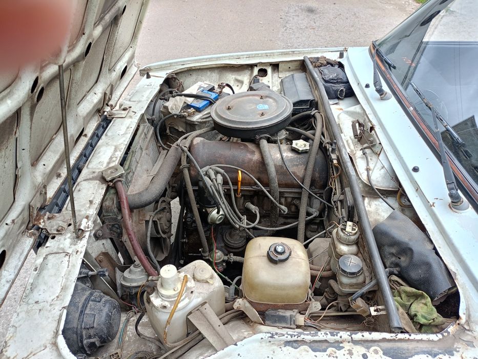 Продам ваз 2107 год выпуска 1999.