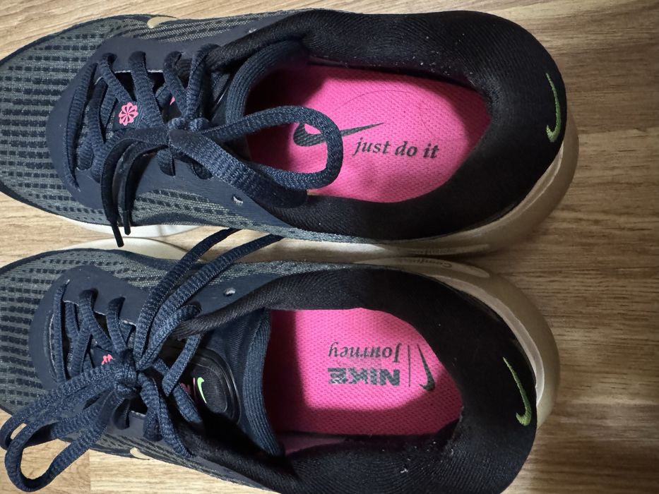 Nike Journey 42.5