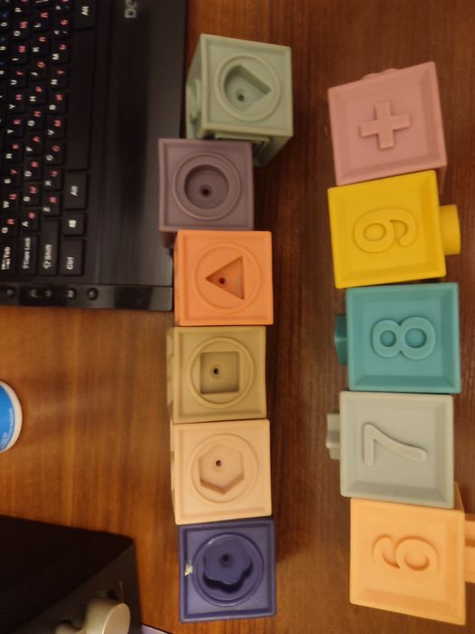Кубики детские с цифрами и формами