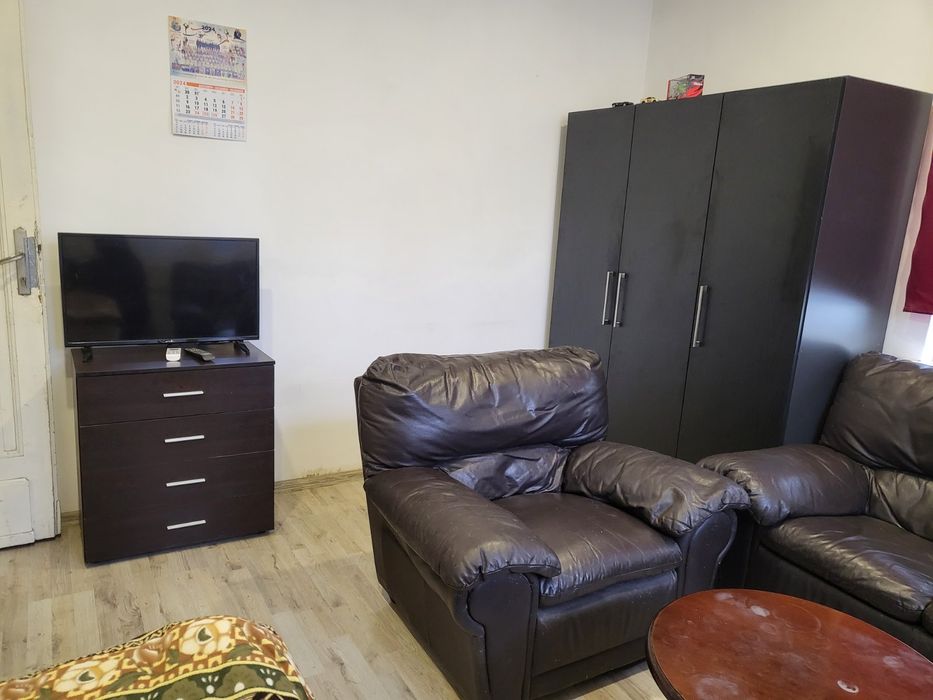 Дава се под наем  в Варна, Погреби - 30 кв.м за 270.3 € - Снимка #4