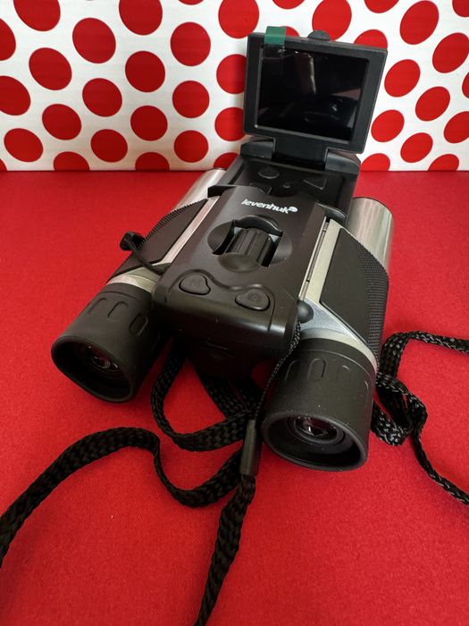 Дигитален бинокъл Levenhuk