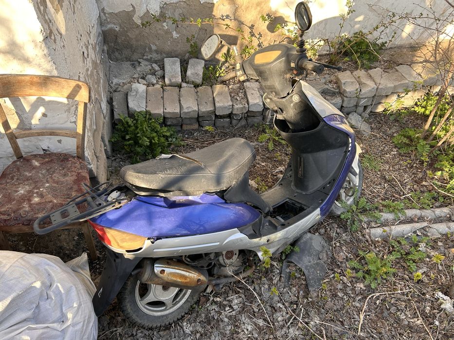 Продам скутер 50 кубов