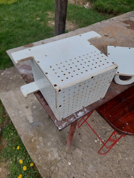 Cutie pentru scurs zerul