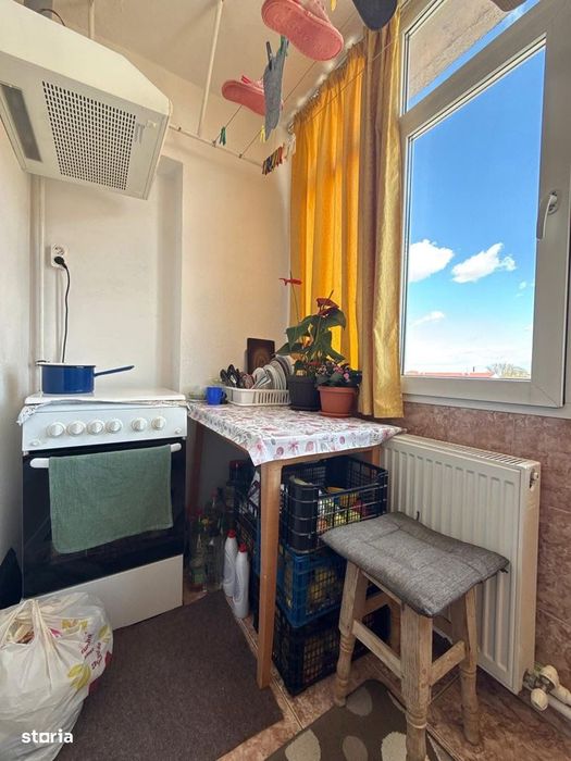 Apartament generos, centru Navodari, stradal,