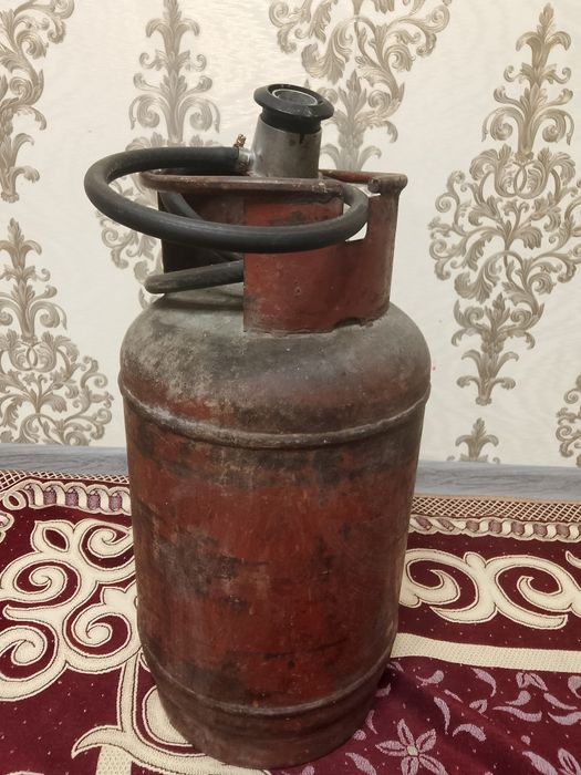 Продаю газ балон комплект