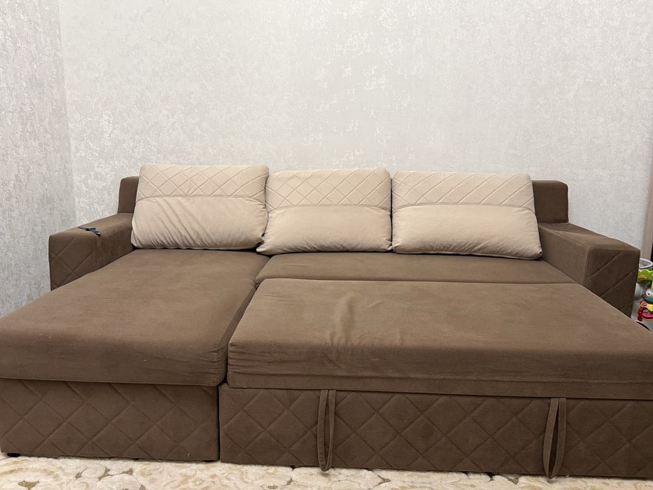 Диван раскладывающий