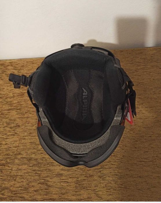 Casca schi ski Alpina Arber Visor Q Lite.