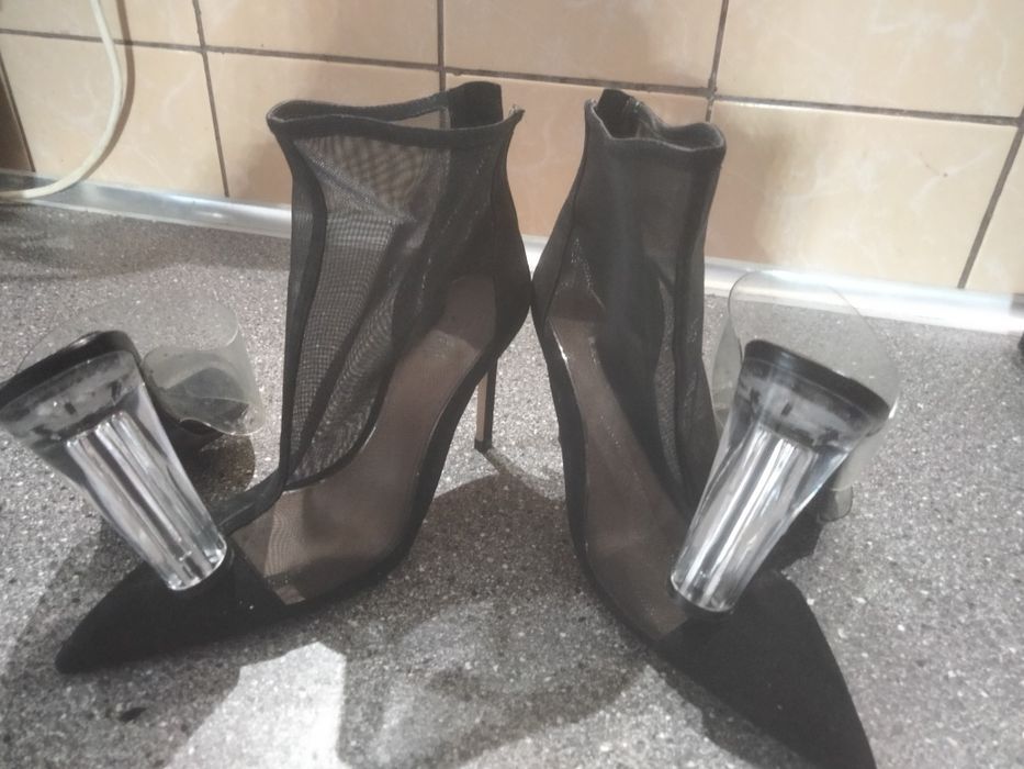 Pantofi damă cu toc Zara