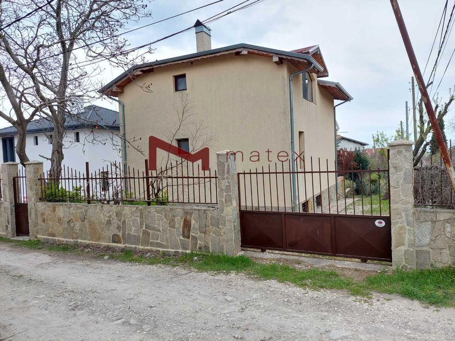 Продава се Къща в Варна, м-т Траката - 245 кв.м за 980 €/кв.м - Снимка #1