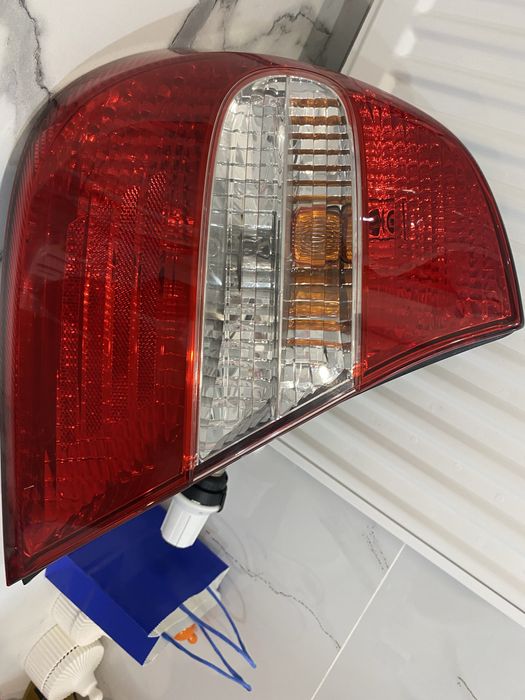 Продам фонарь Камри 30