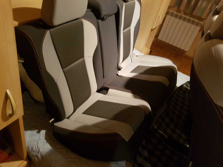 Автомобилен салон за Субару XV