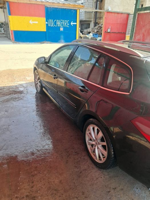 Se vinde renault laguna 3 an 2012