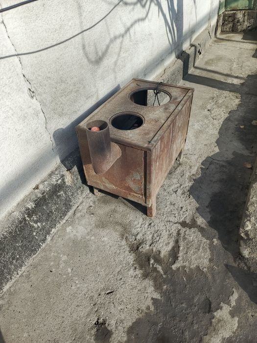 Печка не гнилая чугунная