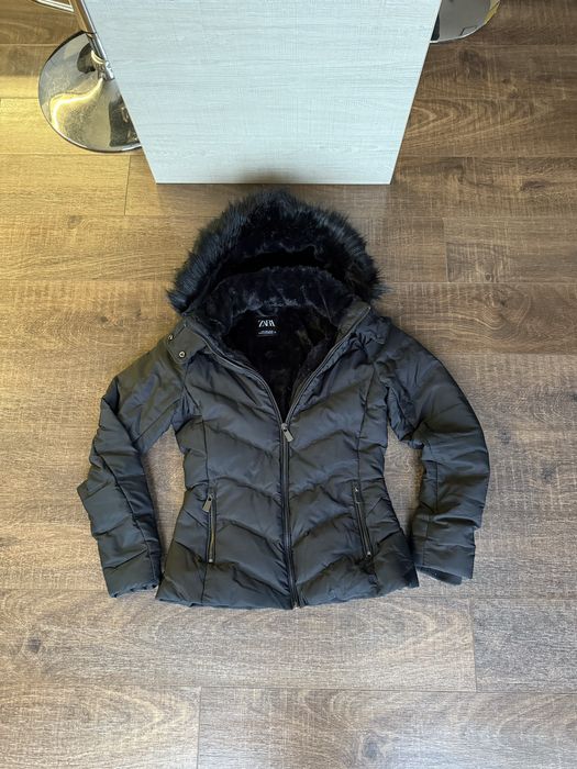 Дамско зимно яке ZARA