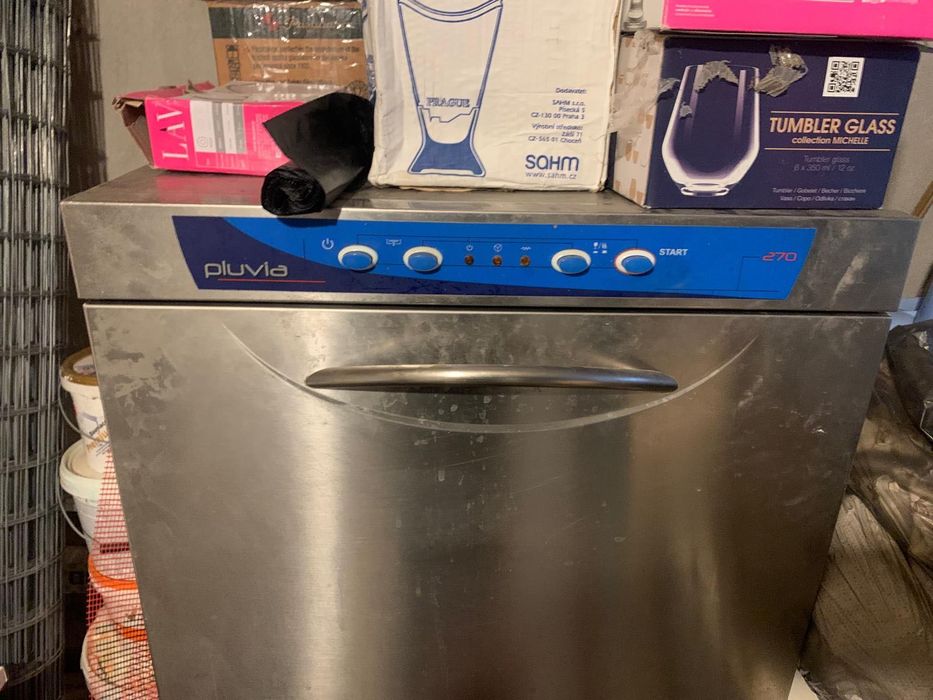 Pluvia-професионална съдомиална машинa