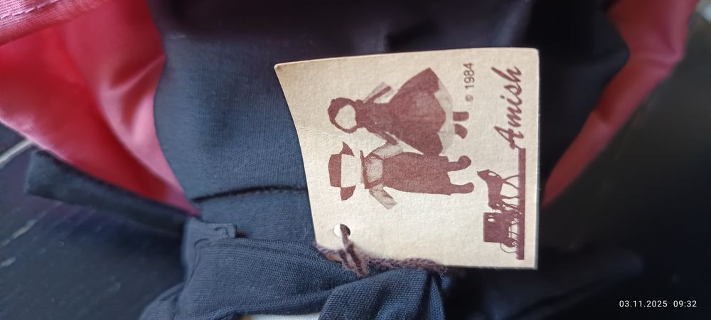 Păpușa Amish de colectie