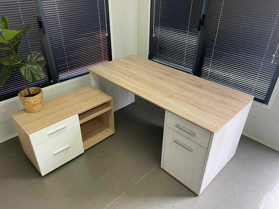 Бюро и шкафче комплект 590 лв