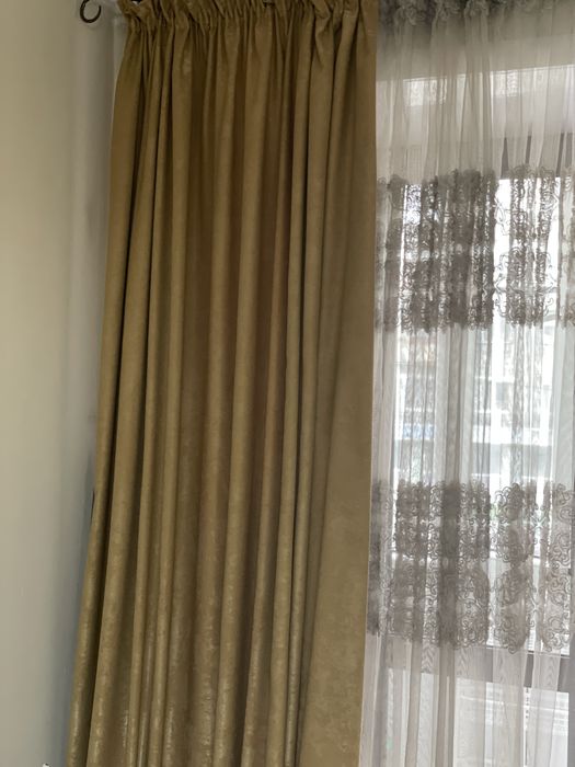Продам шторы и тюль для зала