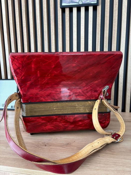 Acordeon Hohner Concerto 2 cu 72 de basi