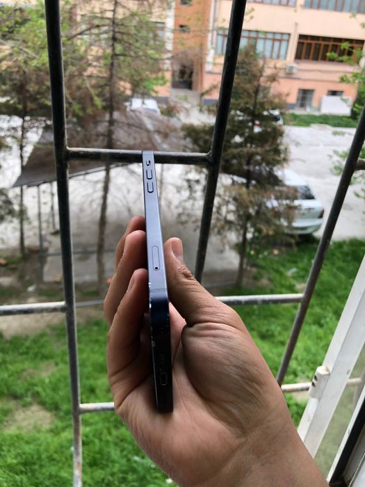 Iphone 12 sotiladi