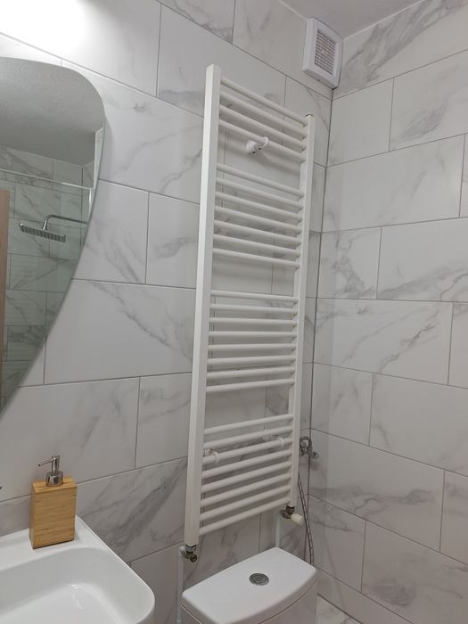 Sprestez servicii de curățenie la domiciliu doar mana de lucru