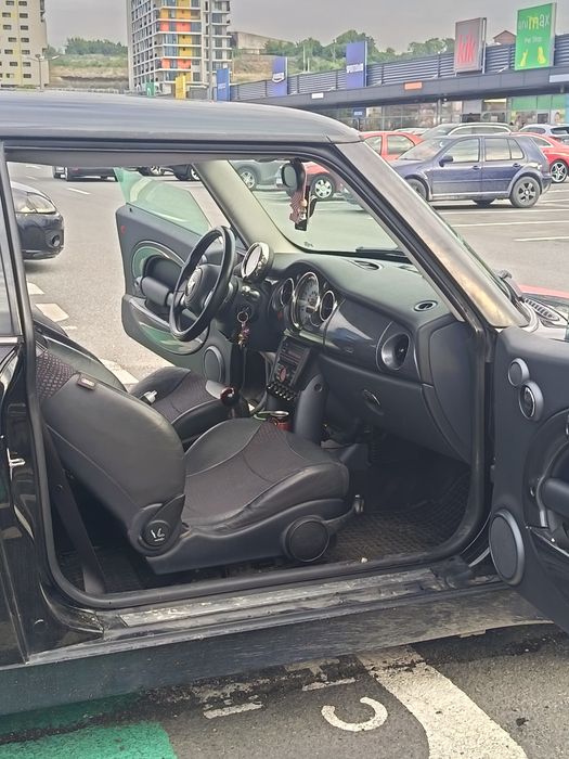Mini Cooper 1.6 Benzină – 2003
